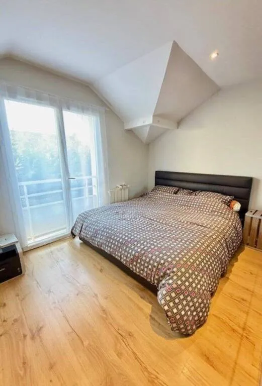 Bedrooms - Linked Villa with Large Terrace in Saint-Genis-Pouilly