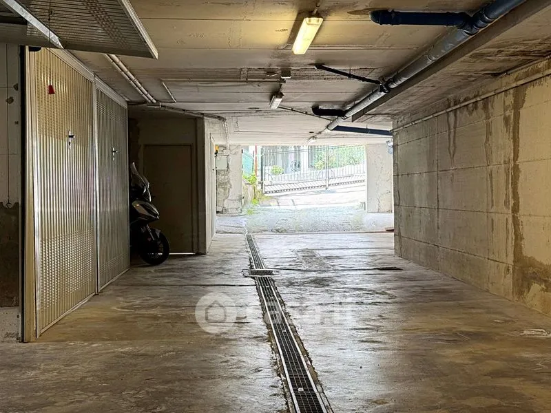 Garage - Semi-Detached Apartment with Private Balcony in Chiavari
