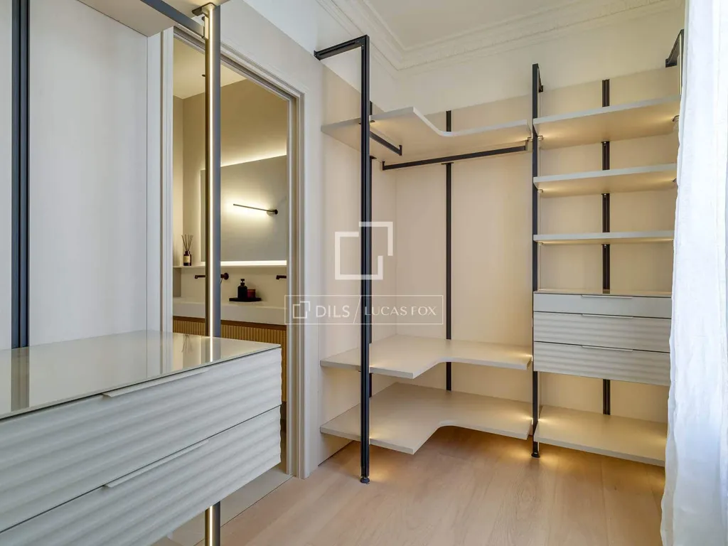 closet_dressing