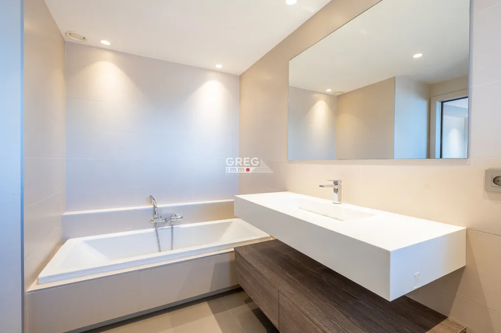 Bagni - Panoramic Sea View Penthouse in Nice Marina