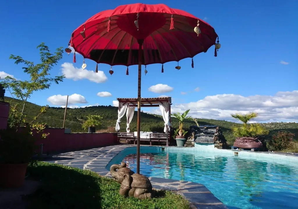 Pool - Chalet with Pool in Sierra Norte, Madrid