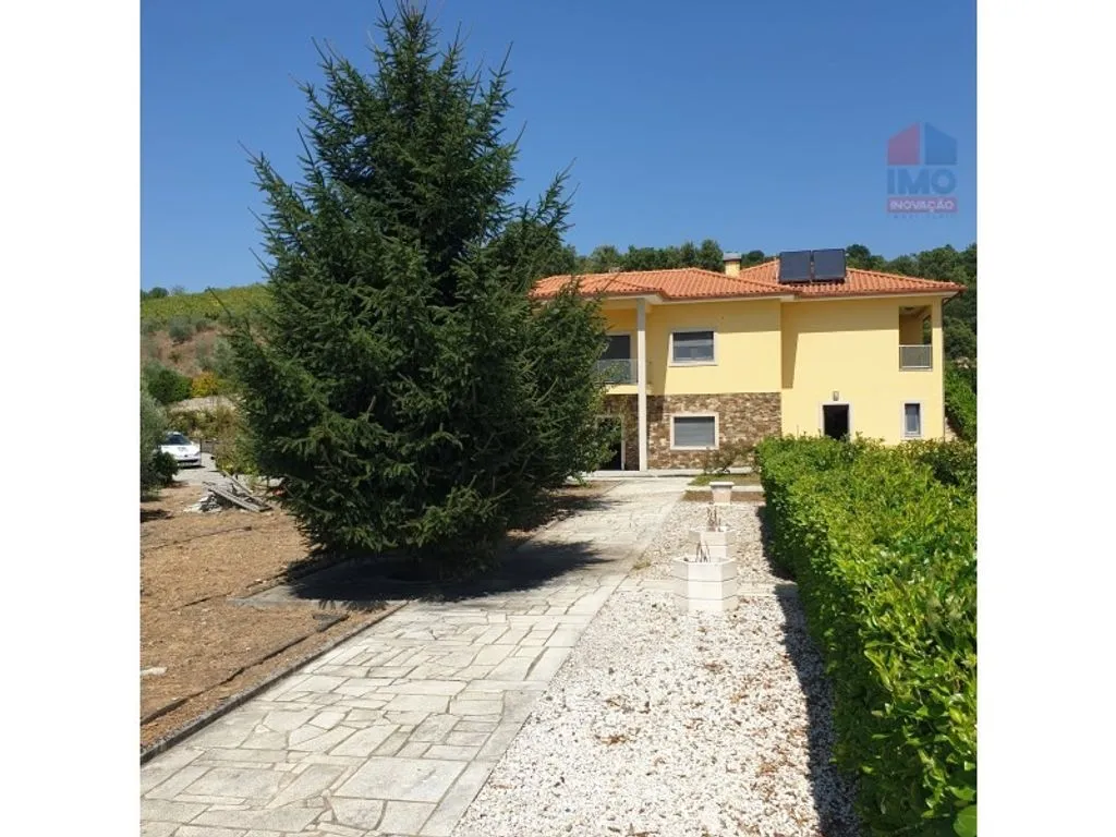 Välivaade - Luxury House with Olive Grove in Vila Real
