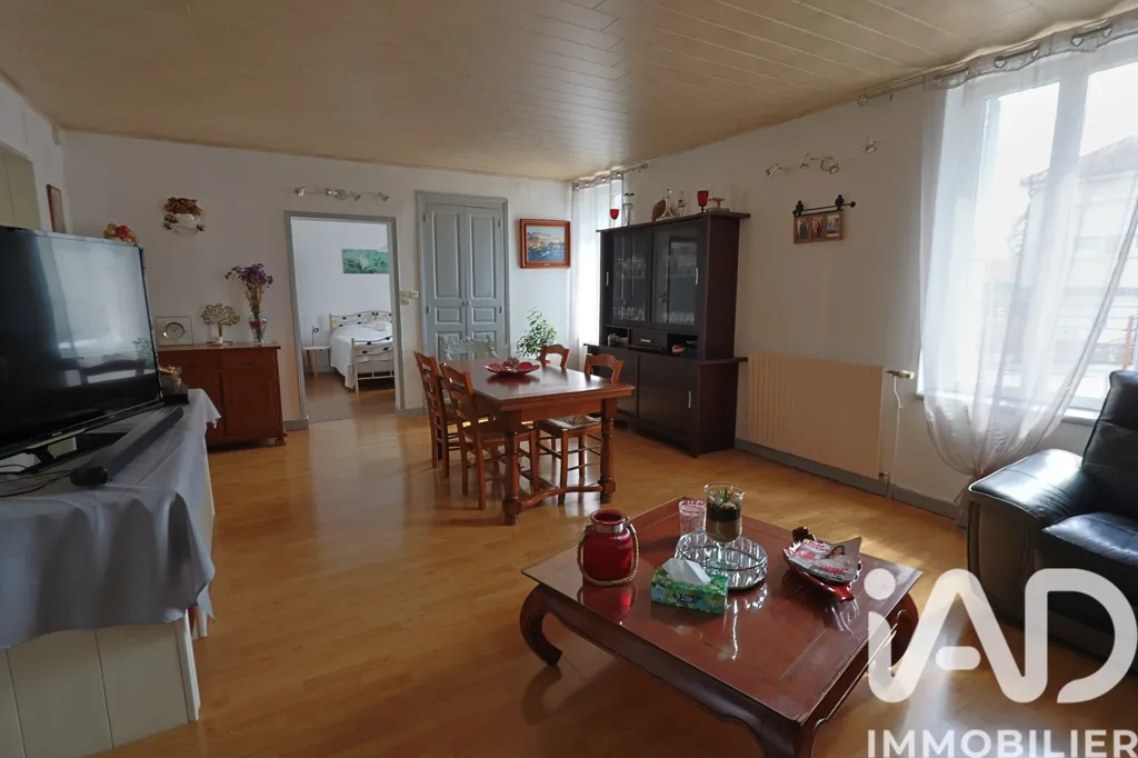Séjour - Maison de Ville avec Terrasse à Thouars