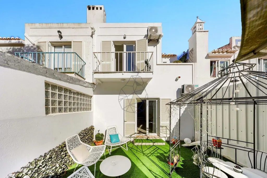 Garden - 2-Bedroom Villa with Private Garden in Albufeira