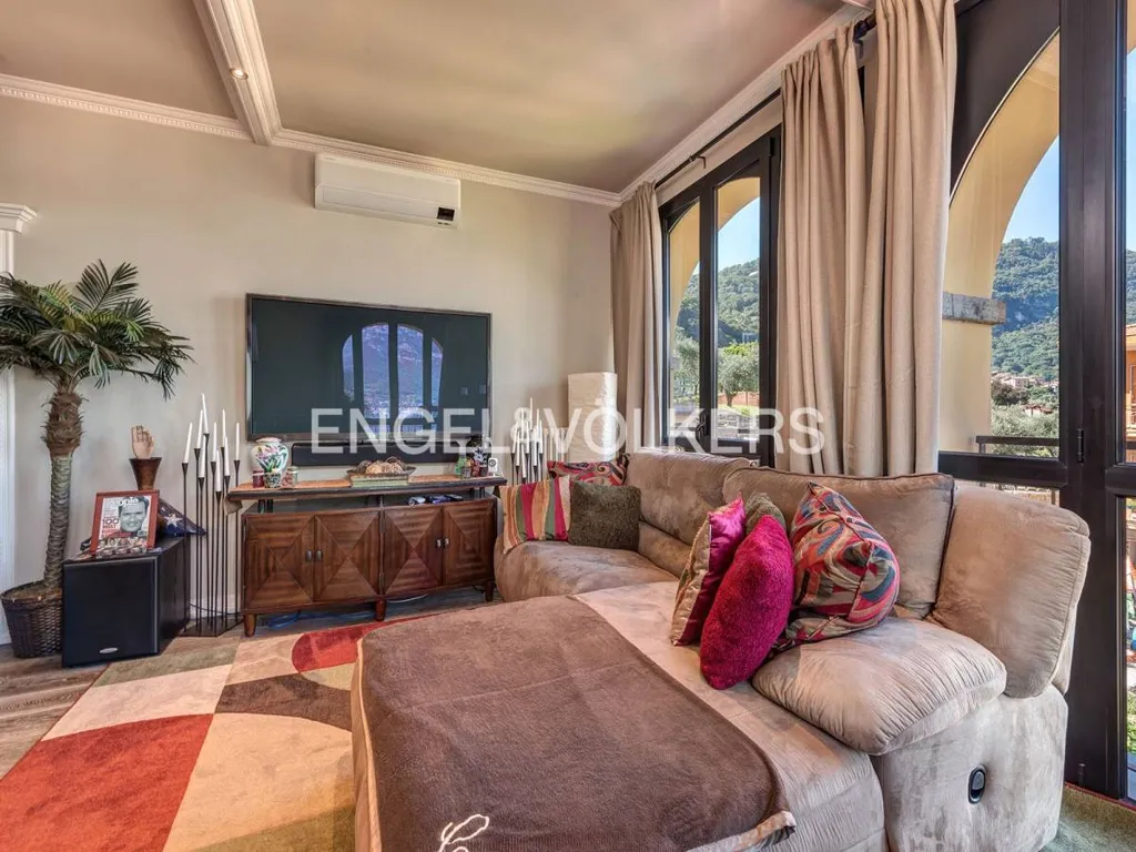 Elutuba - Lake View Flat with Attic in Oliveto Lario