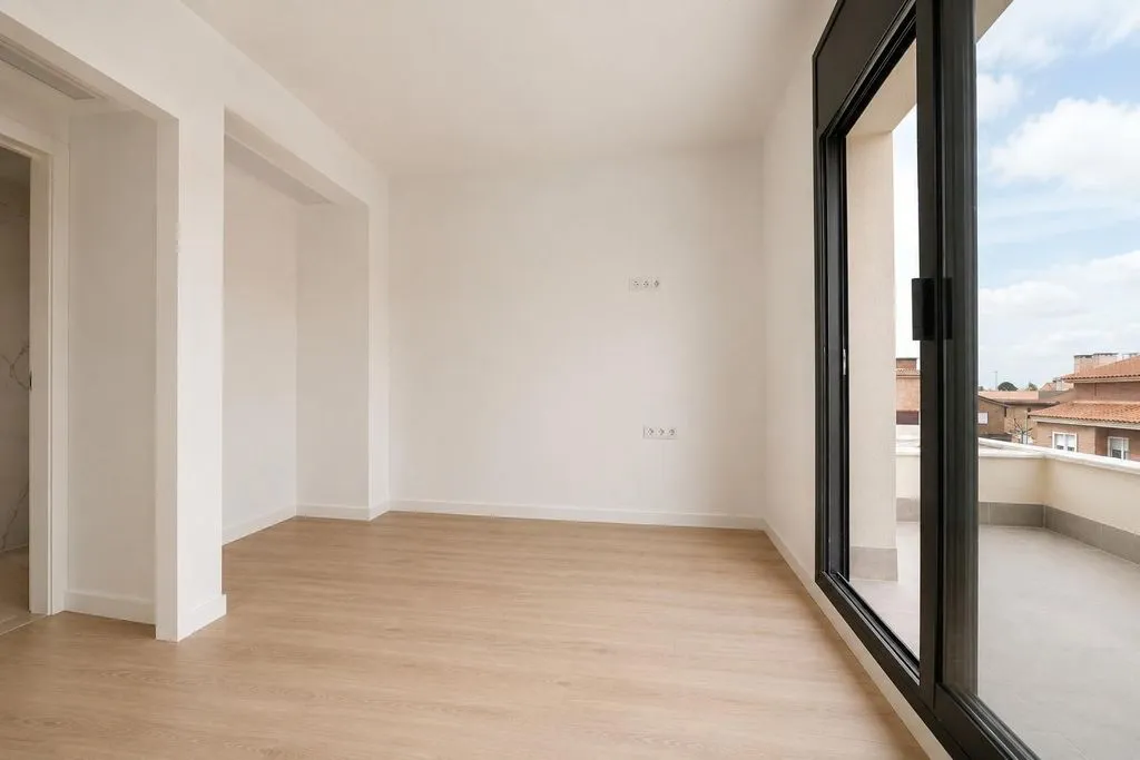 Pièces - Semi-detached House with Pool in Vilafortuny