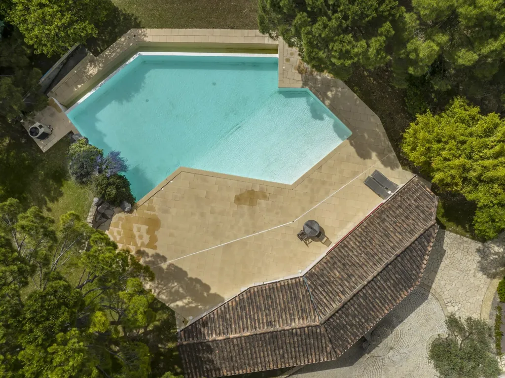 pool_area