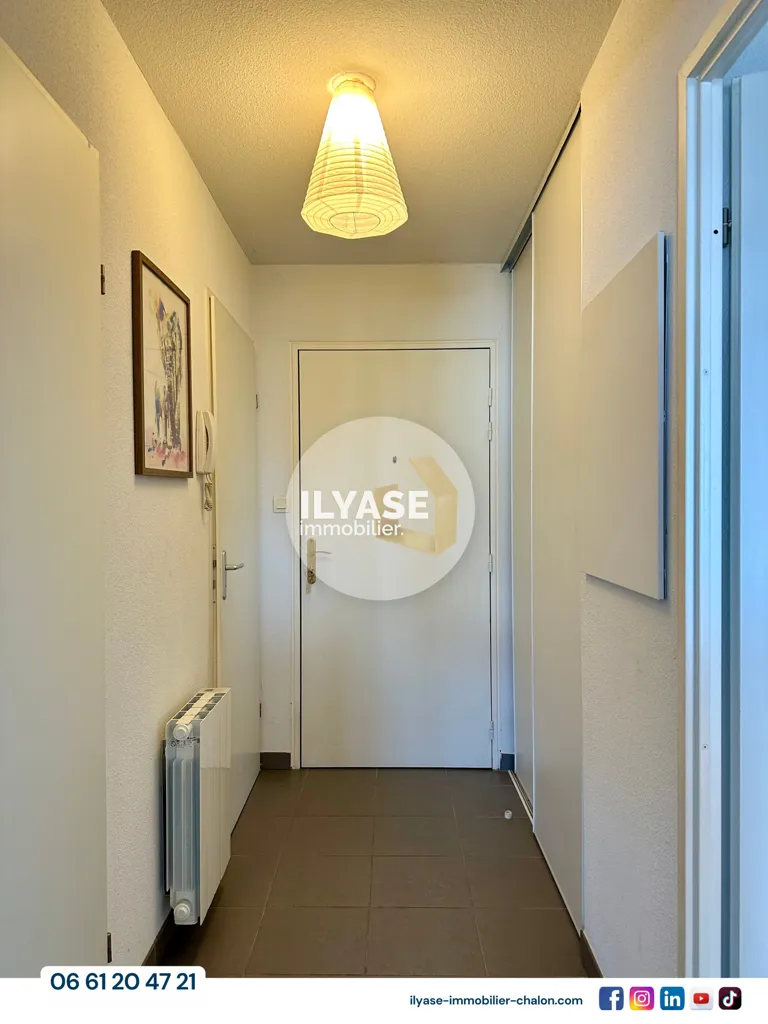 Esik - T2 Apartment with Balcony in Chalon-sur-Saône