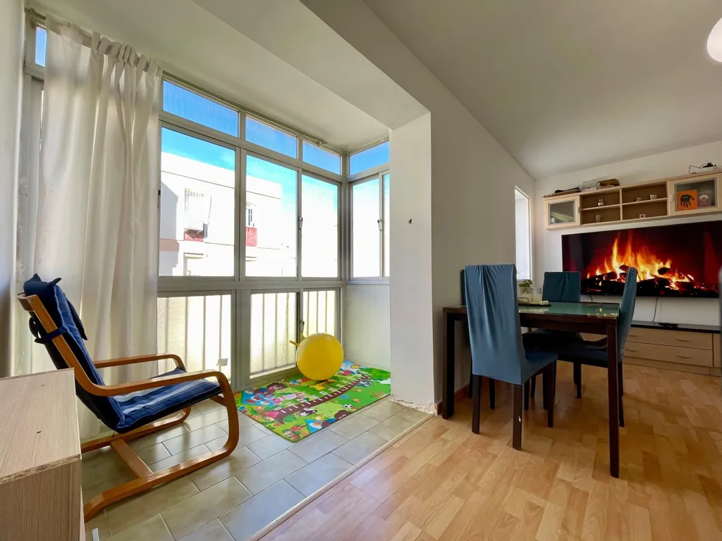 Elutuba - Reformed Flat with Balcony in La Ardila