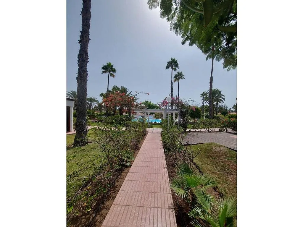 Aed - Bungalow with Pool on Tjaereborg Avenue