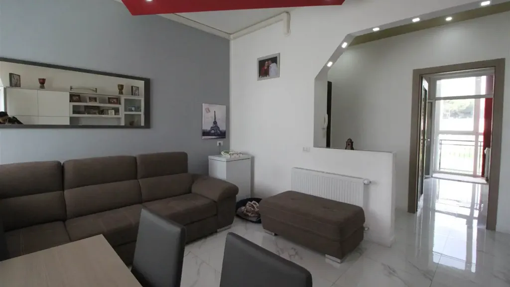 Soggiorno - Appartamento ristrutturato con terrazzo a Grosseto