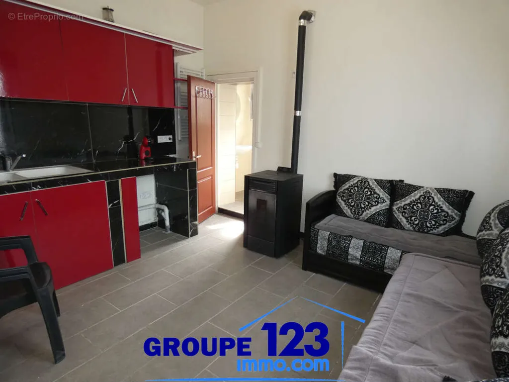 7-toaline maja asukohas Migennes