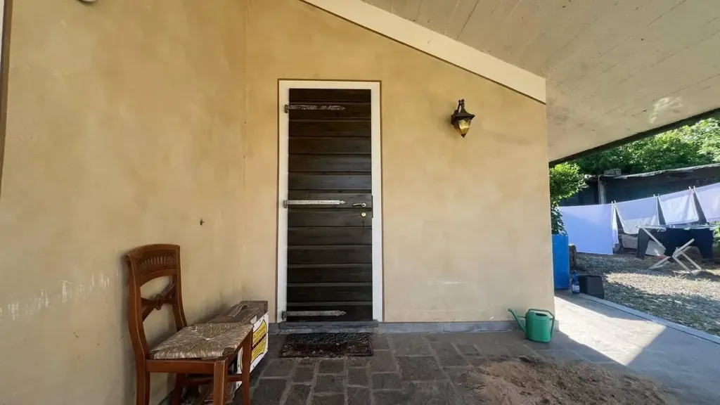 hallway_entrance