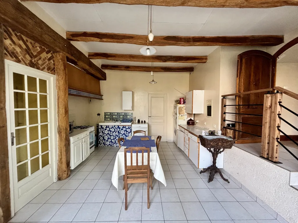 Salle à manger - Demeure de Caractère en Pierre à Vouillé
