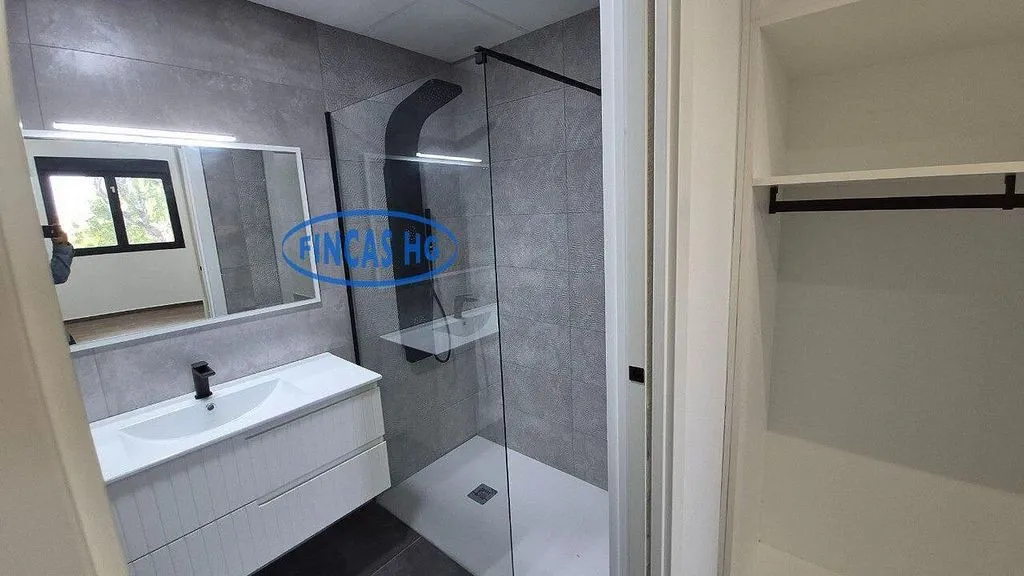 Salles de bain - Estate with Pool and Garden in Mutxamel