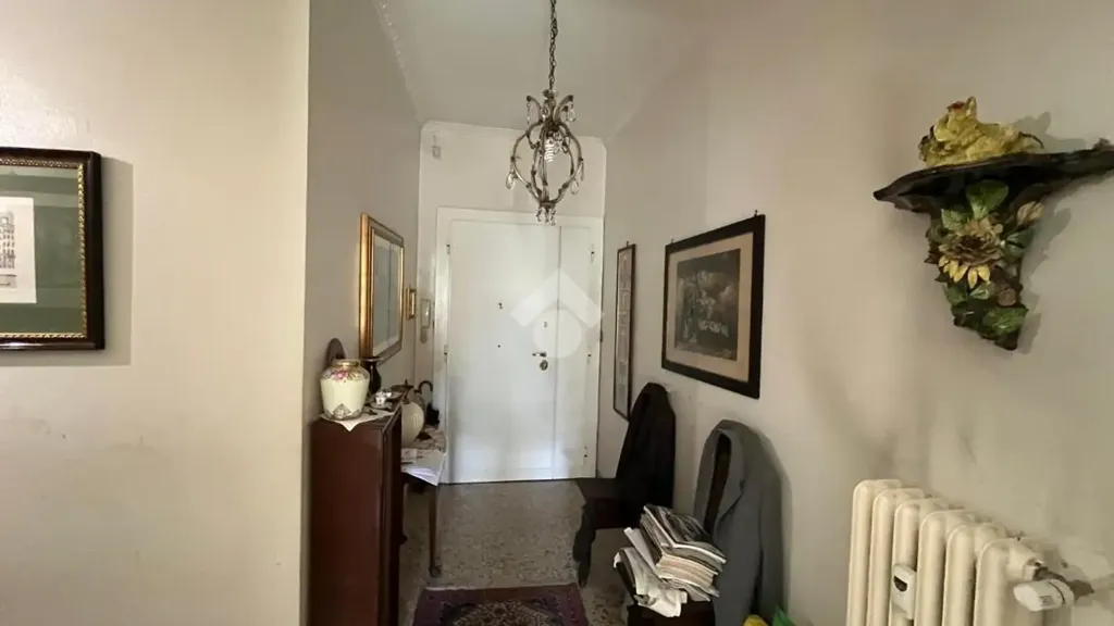hallway_entrance