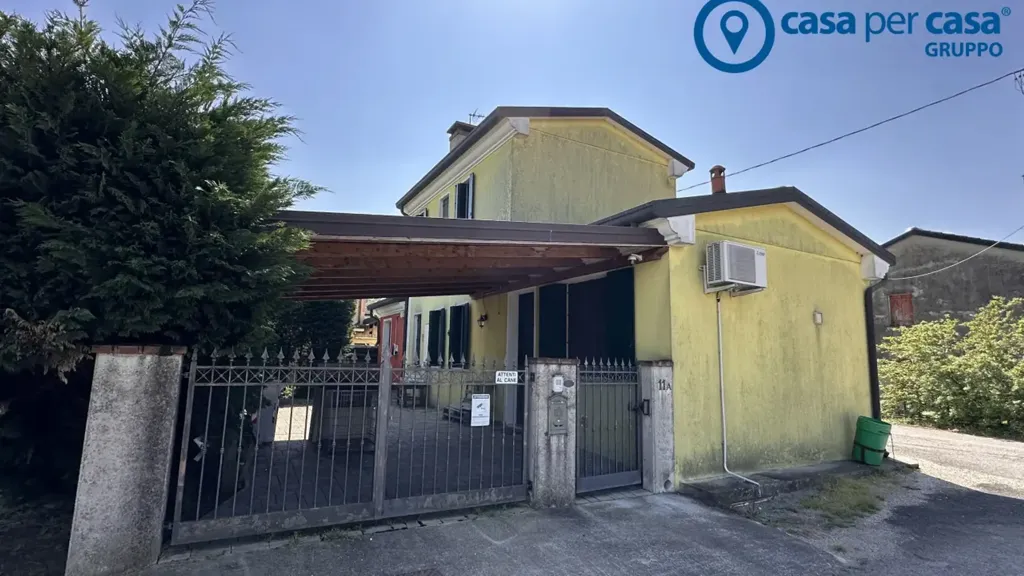 Extérieur - Modern Villa with Private Garden in Bottrighe