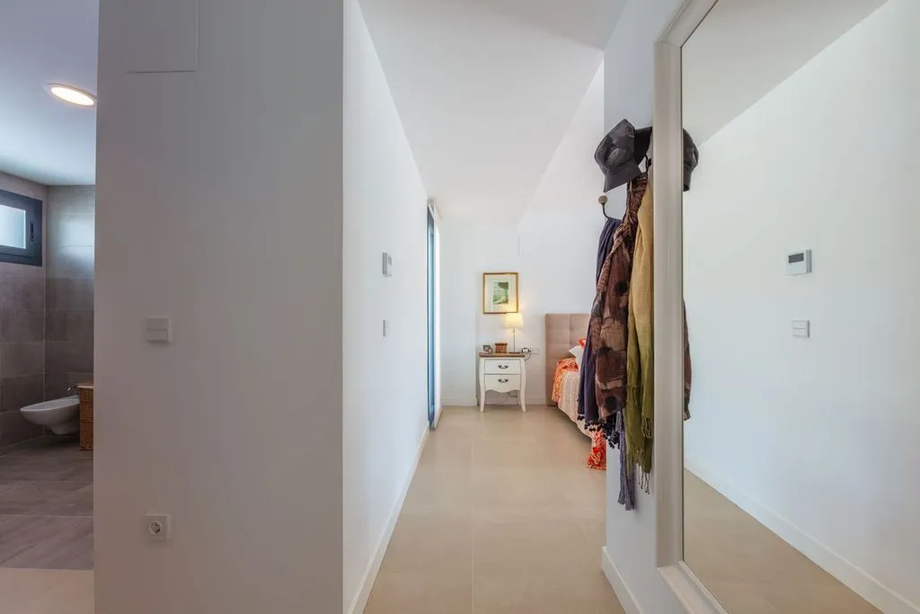 Entrée - Contemporary Villa with Sea View in La Duquesa