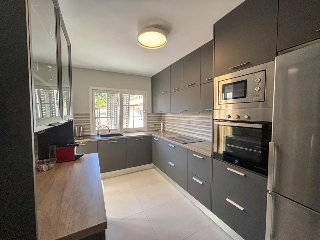 Kitchen - Mediterranean Villa with Pool in Cabo Roig