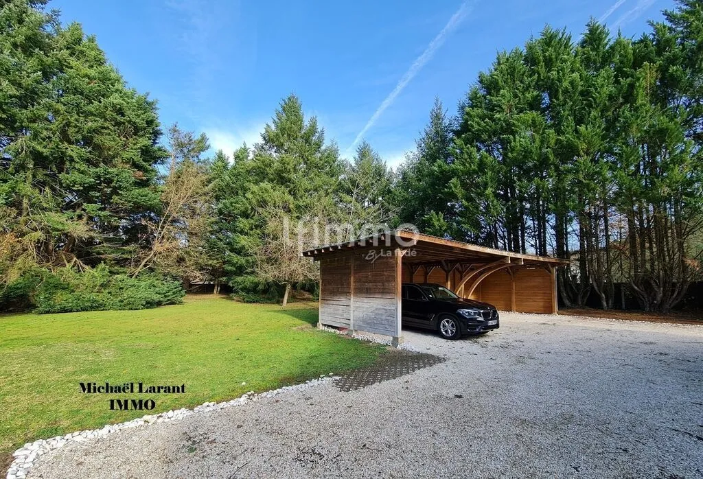 Välivaade - Renovated House with Pool near Lencloître