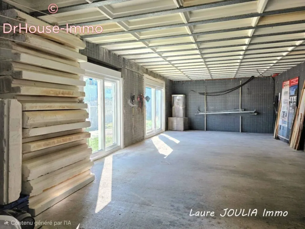 Garaaž - Passive House with Solar Panels in Anglet