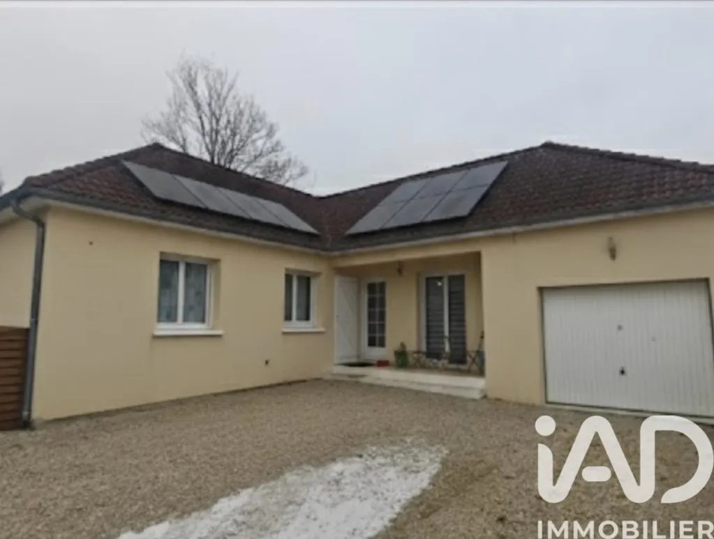 Välivaade - Contemporary Villa with Pool in Avant-lès-Marcilly