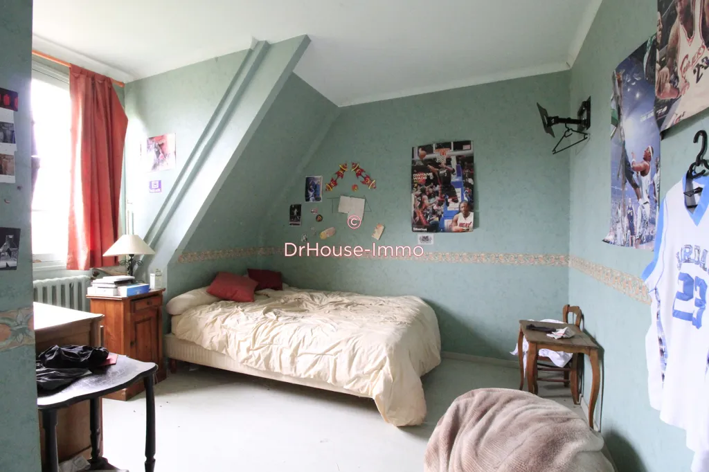 Camere da letto - 10-Piece Manor with Marble Features in Beaumont-le-Roger
