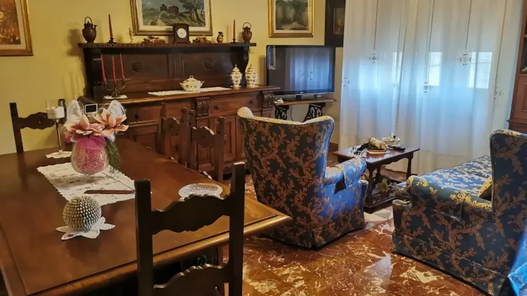 Söögituba - Spacious Central Flat with Balcony in Vicchio