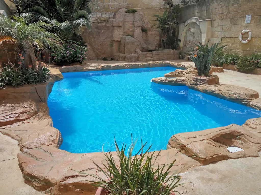 Piscina - Casa con 4 camere a Gharb