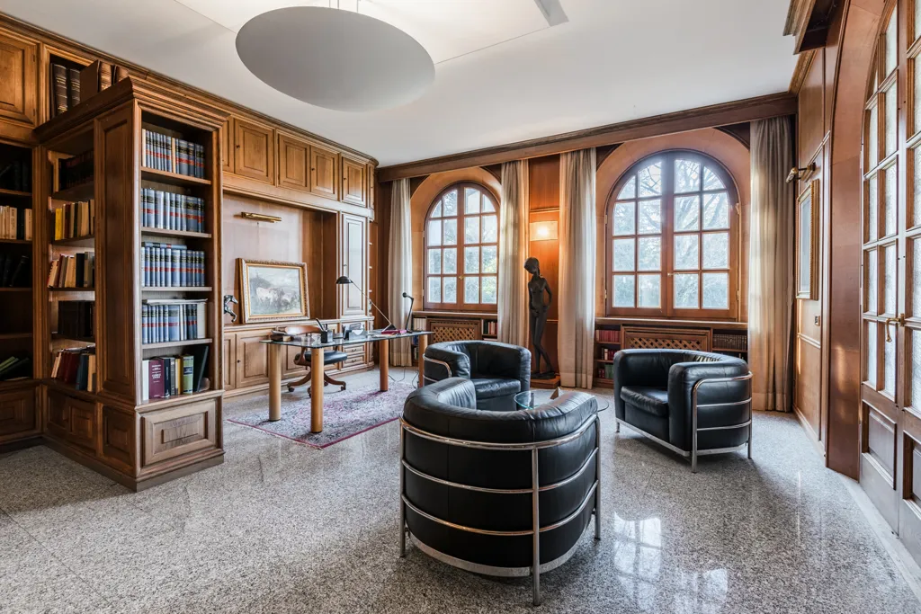 Bureau - Luxury Villa with Park in Alatri