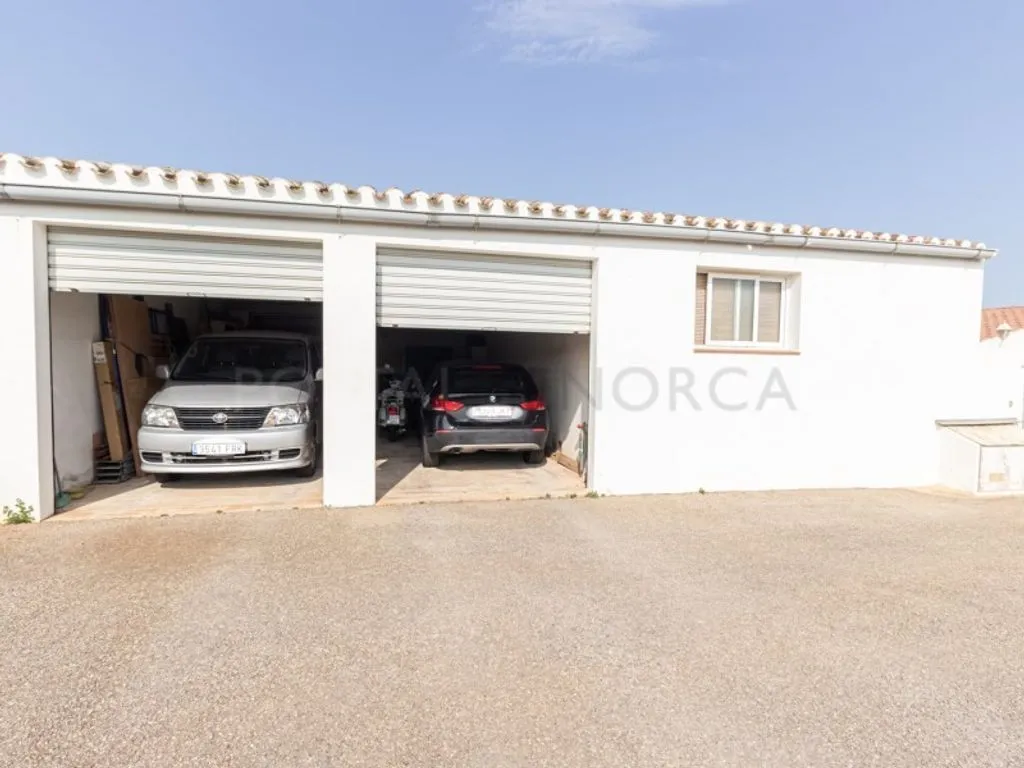 Garage - Luxury Farmhouse with Pool near Mahon