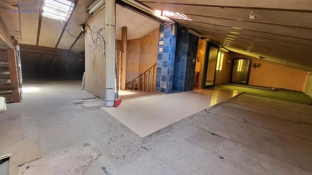 Rooms - Attic Flat with Terrace in Logroño's Old Town