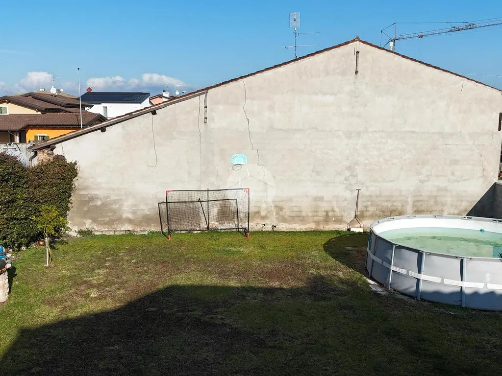 Piscine - Independent House with Garden in Zevio Centre