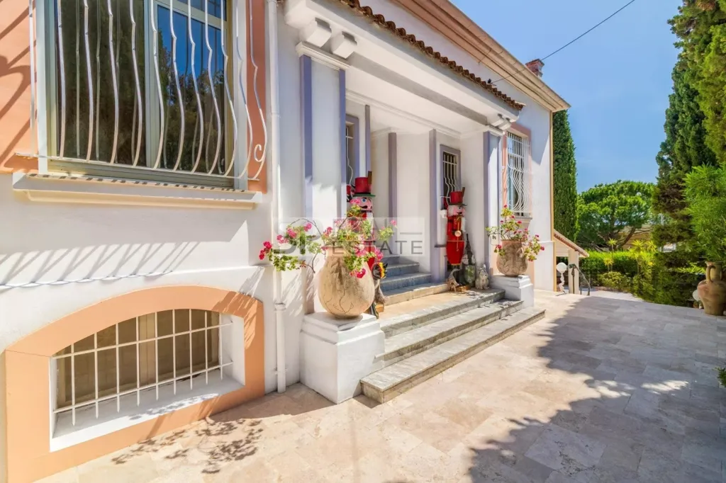Esterno - Character Villa with Sea View in Cannes