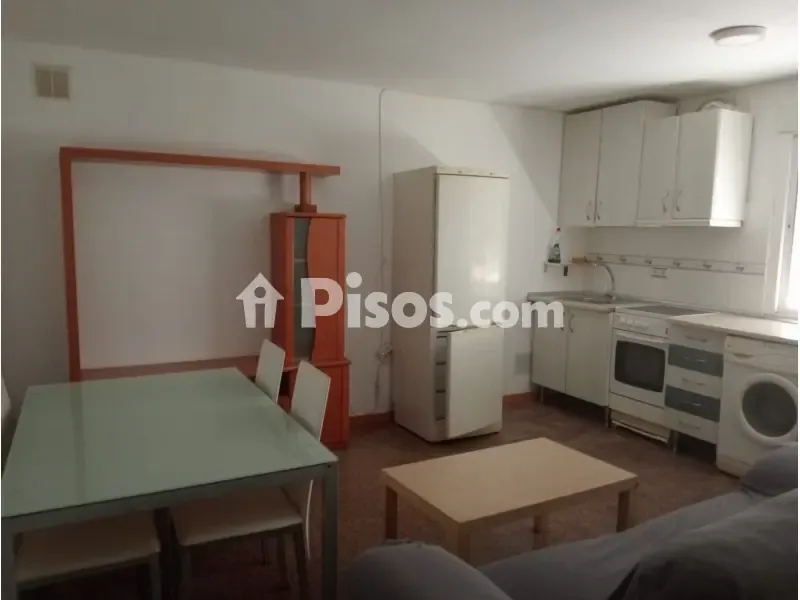 Cuisine - Ample Ground Floor Apartment in Plaza de Puerta de Viñas