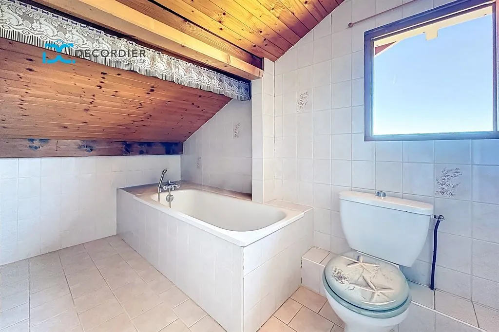 Vannitoad - Chalet with Pool in Saint-Paul-en-Chablais