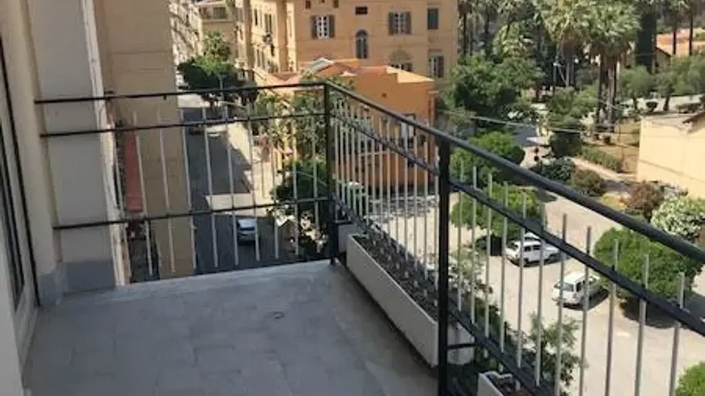 Rõdu - Penthouse Apartment with Panoramic Balcony in Palermo