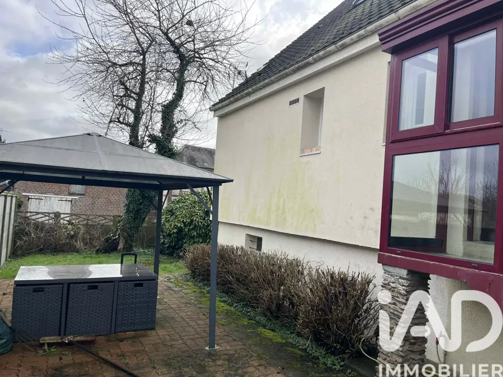 Terrasse - Maison Familiale avec Jardin à Étrépagny