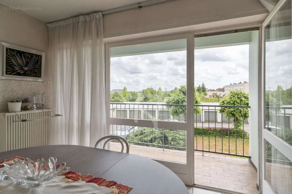 Rõdu - Apartment with Balcony in Metz