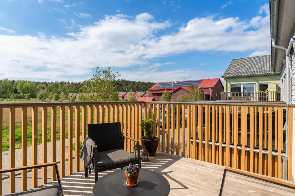 Balcon - Modern Terraced House with Solarium in Kolla Parkstad