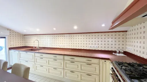 Köök - Luxury Seafront Attic Apartment in Capbreton
