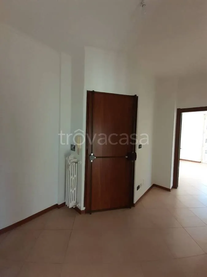 hallway_entrance