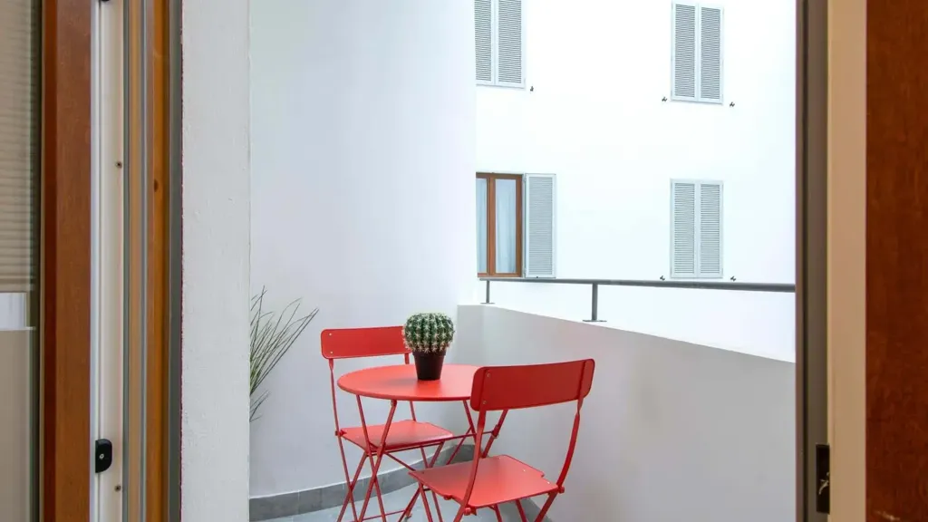 Balcon - Modern Furnished Studio in Central Florence