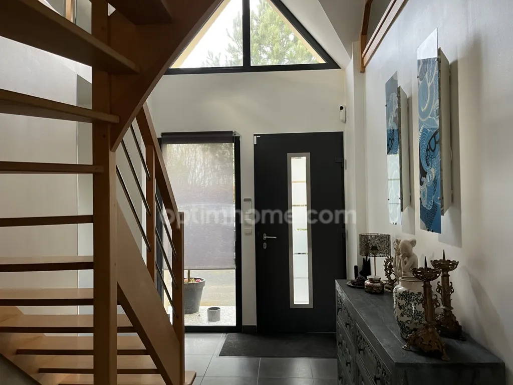 Hallway - Contemporary House with Garden in Honfleur Heights