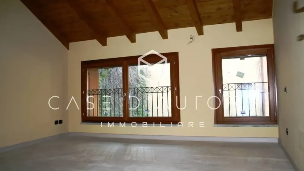 Stanze - Detached Flat with Garden in Varese Centre