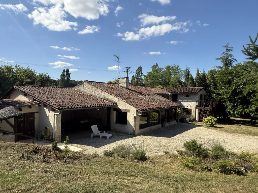 Välivaade - Country House with Pool in Gers Countryside