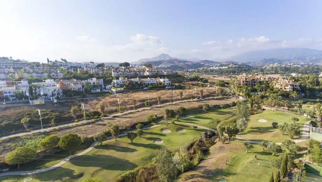 Jardin - Townhouse with Golf Access in Estepona