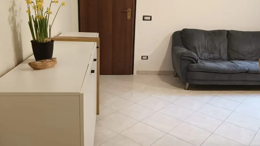 Séjour - Ground Floor Trilocale with Garage in Albignasego