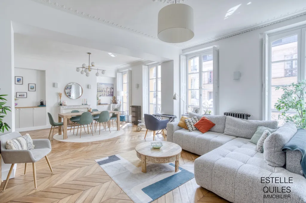 Living Room - Historic 5-Piece Apartment in Versailles