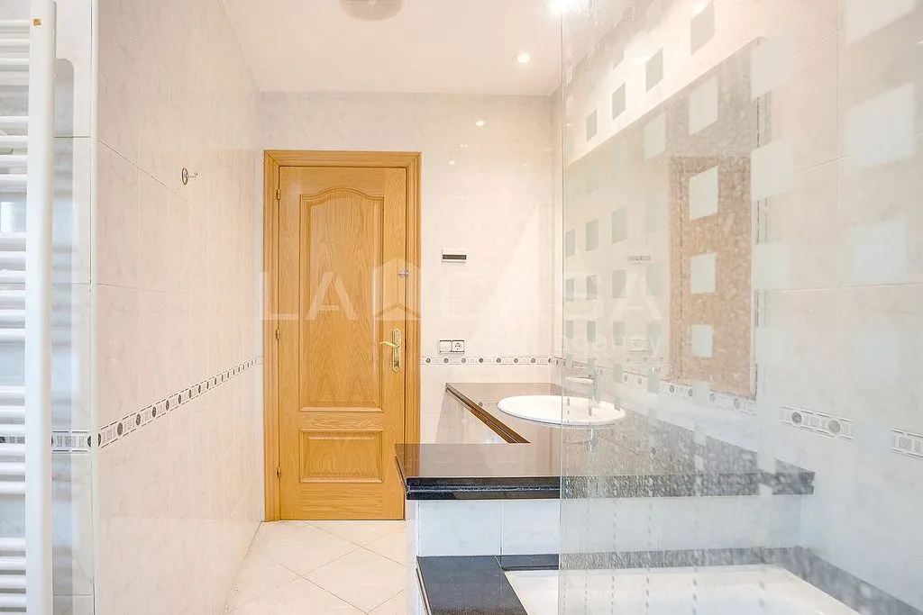 Salles de bain - Chalet with Terrace in Santa Eulàlia de Ronçana